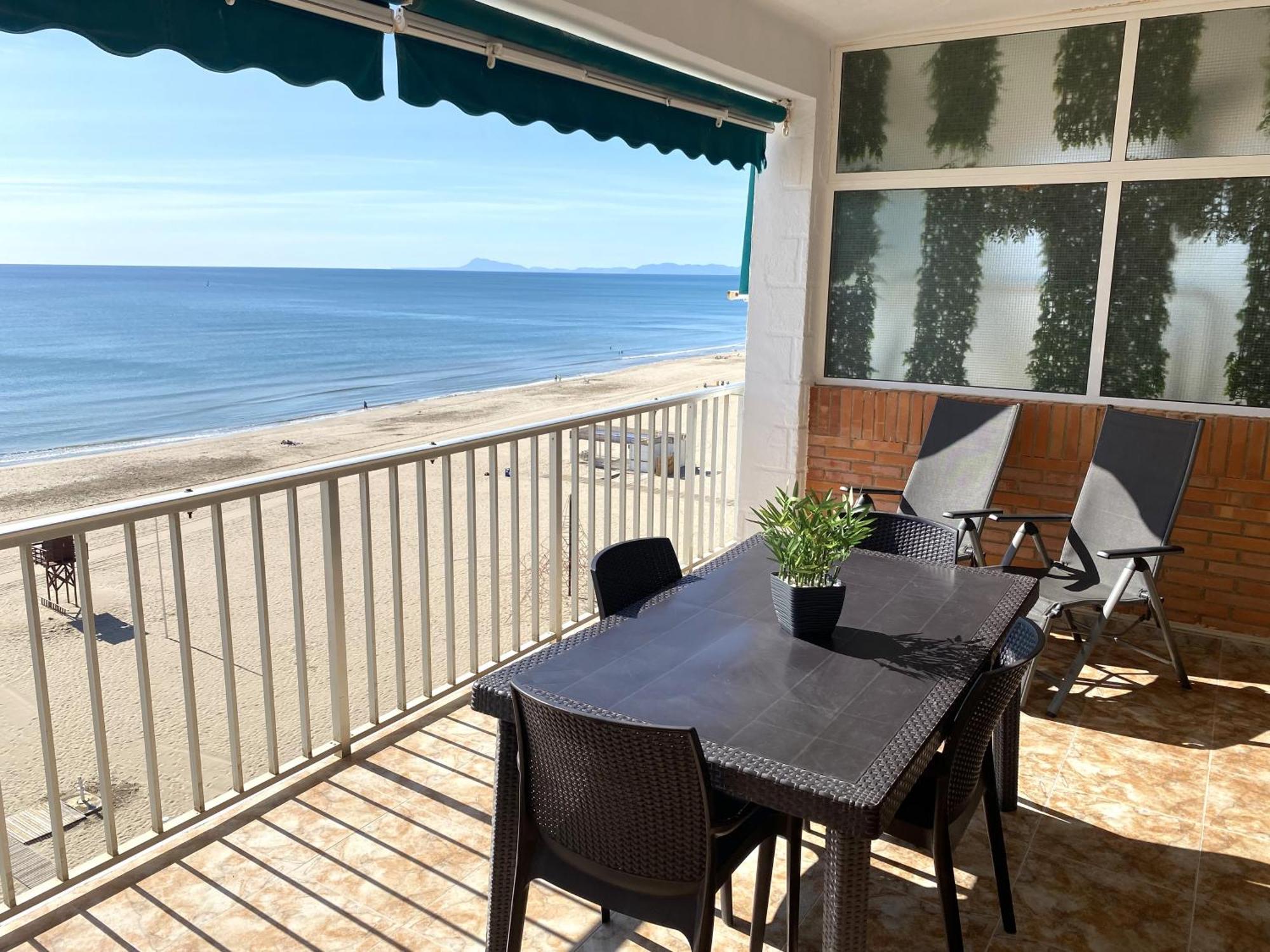 Beachfront And Renovated Apartment Cullera Exterior foto